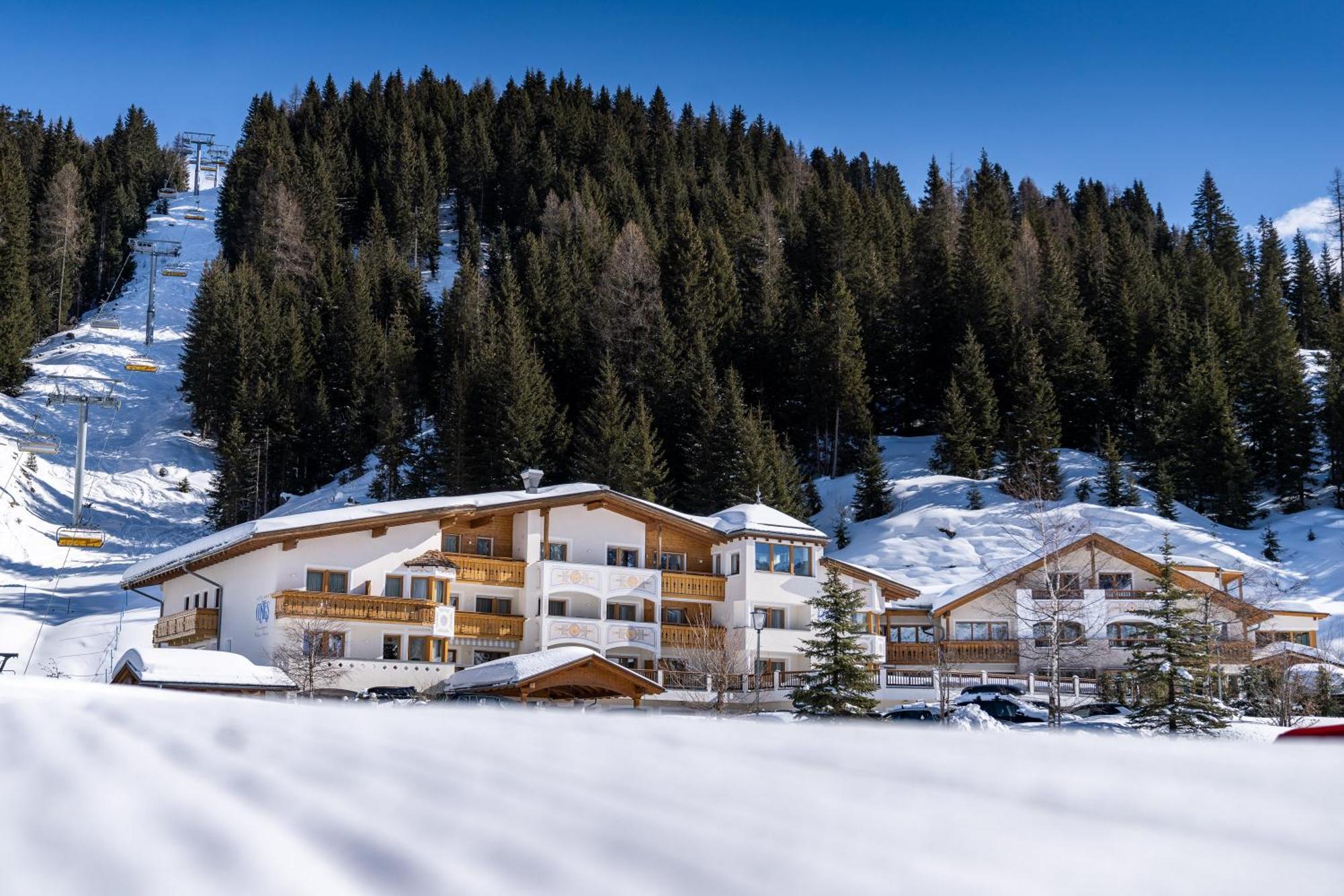 Hotel Costes Corvara Exteriér fotografie