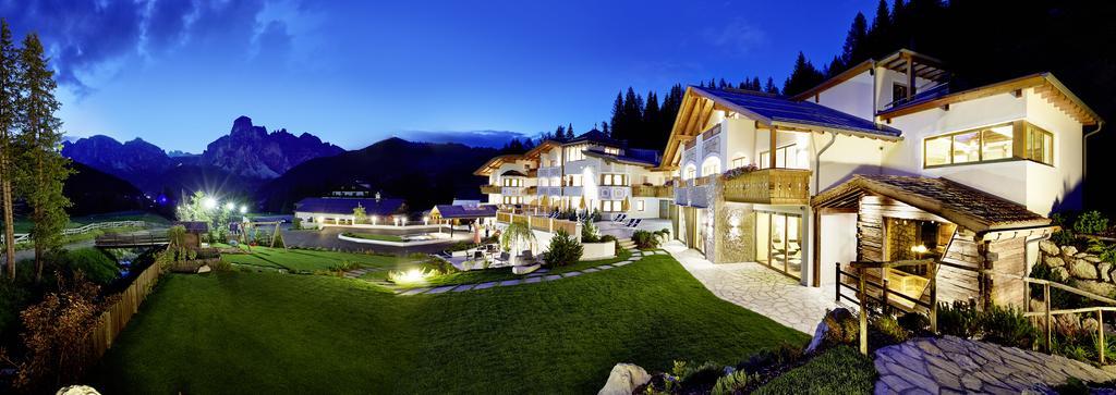 Hotel Costes Corvara Exteriér fotografie